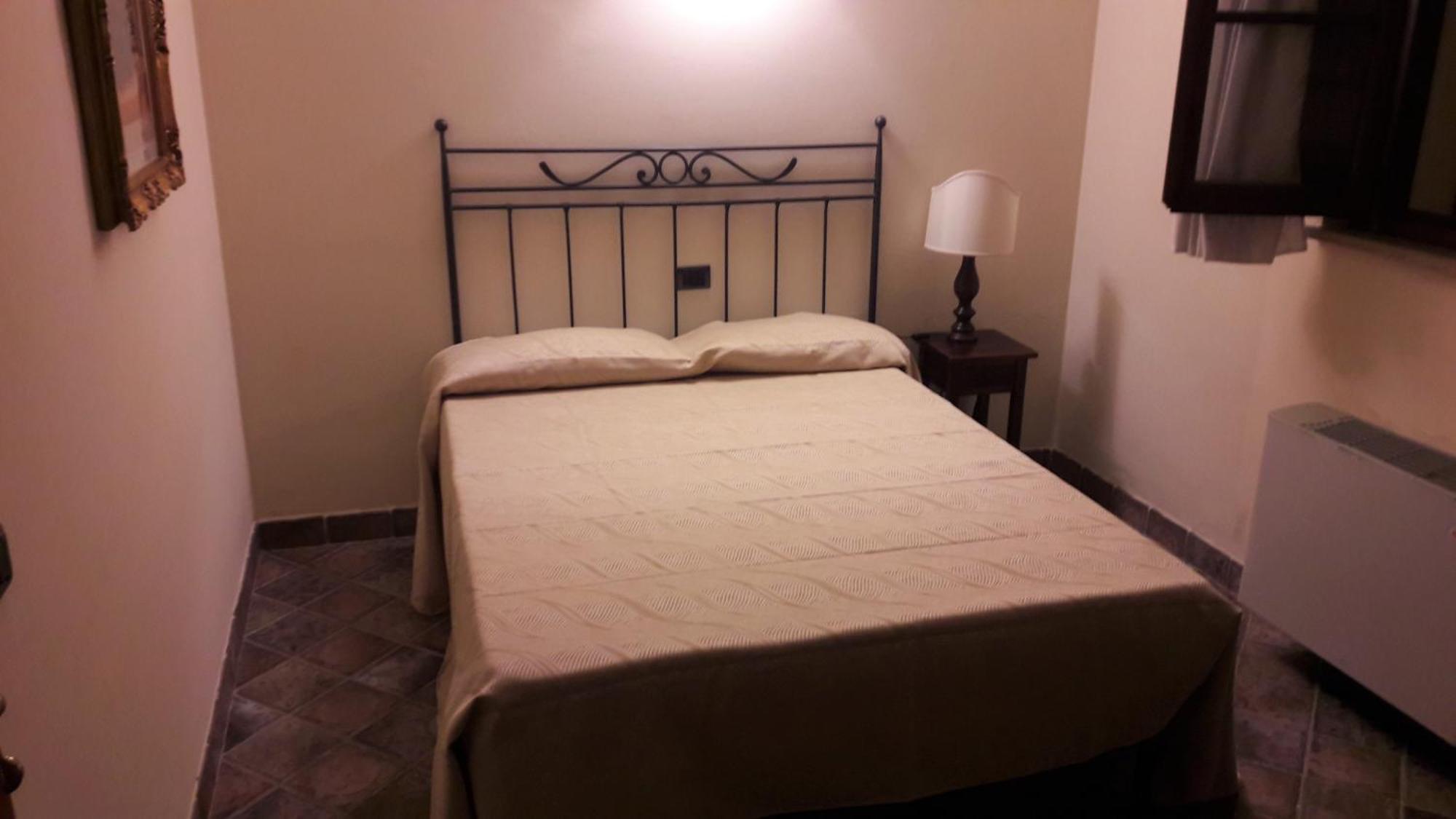 Country Hotel Poggiomanente Умбертиде Стая снимка